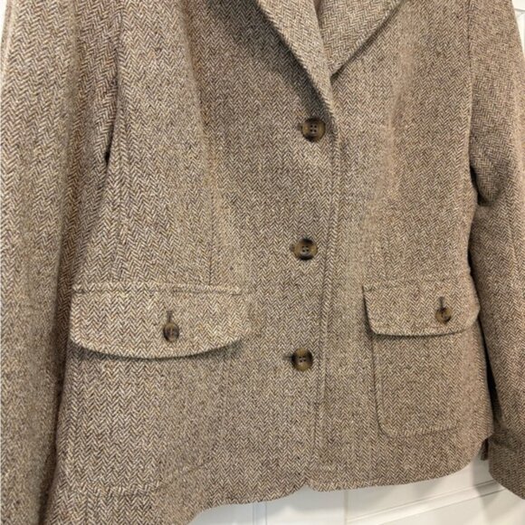 L.L. Bean Women’s Tan Herringbone Tweed Wool-Silk Blazer Jacket 3 Button Sz M - Picture 4 of 16